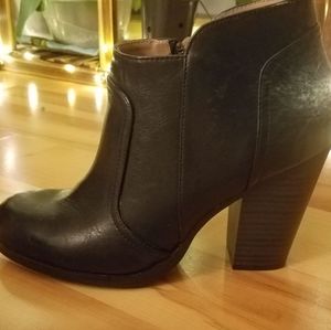 American Eagle Outfitters Booties-Black